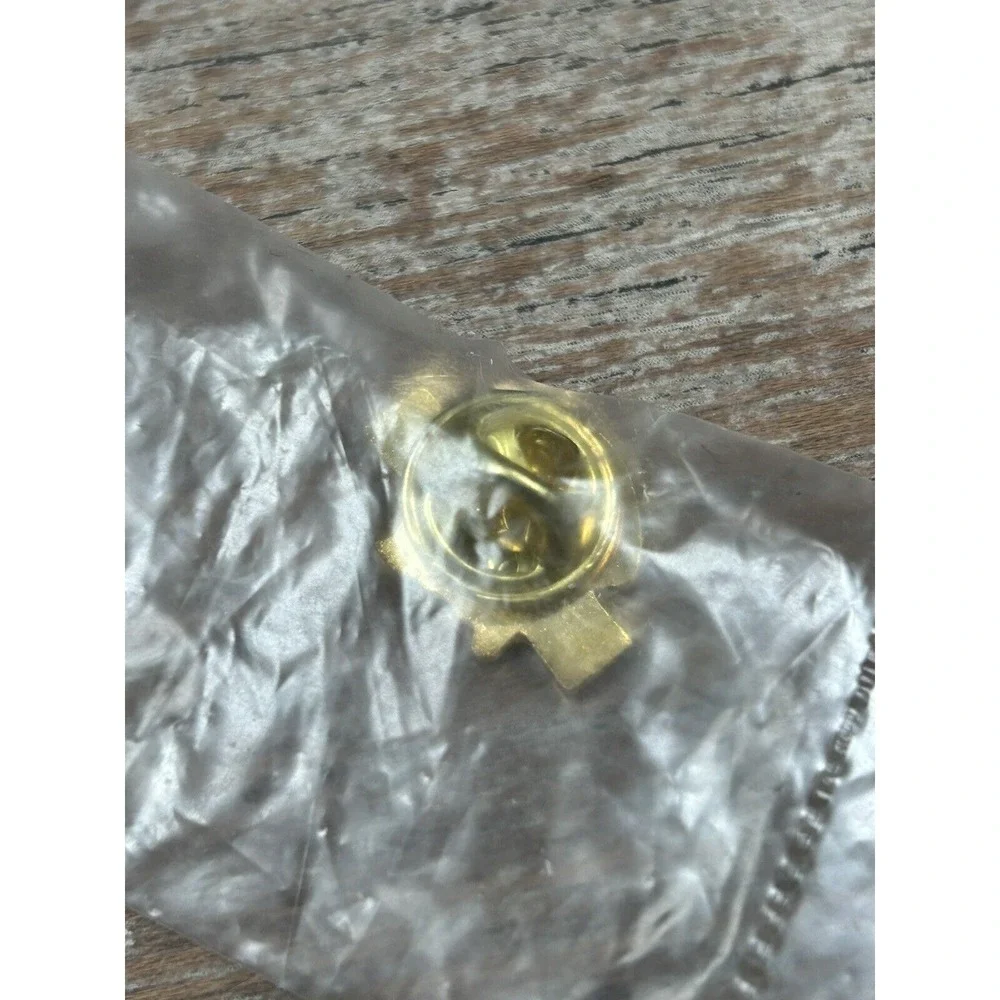 Miami Super Bowl Superhost 1989 Hat‎ Lapel Pin With Brand New